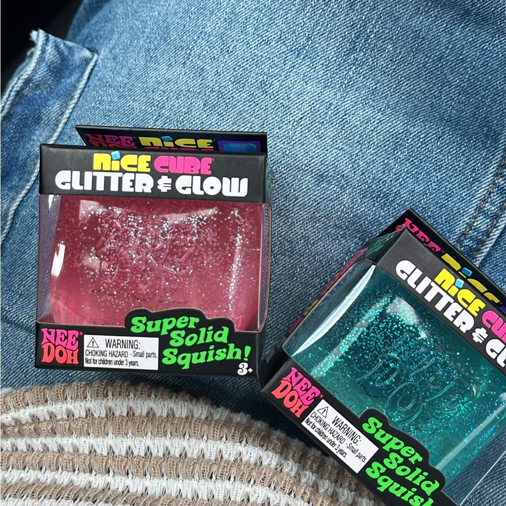 NeeDoh Nice Cube Glitter & Glow Squish - Pink and Teal